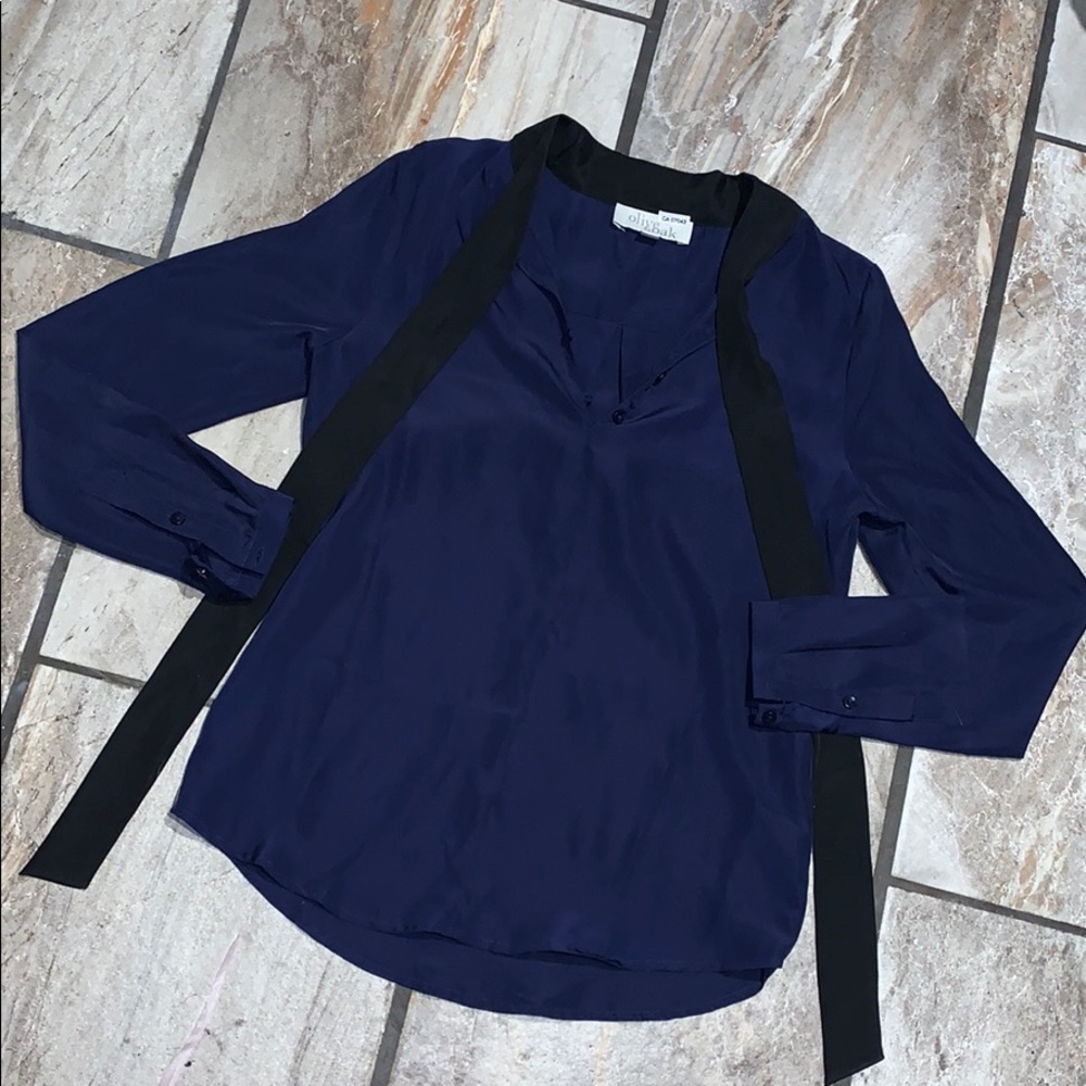 Olive & Oak Navy Blouse